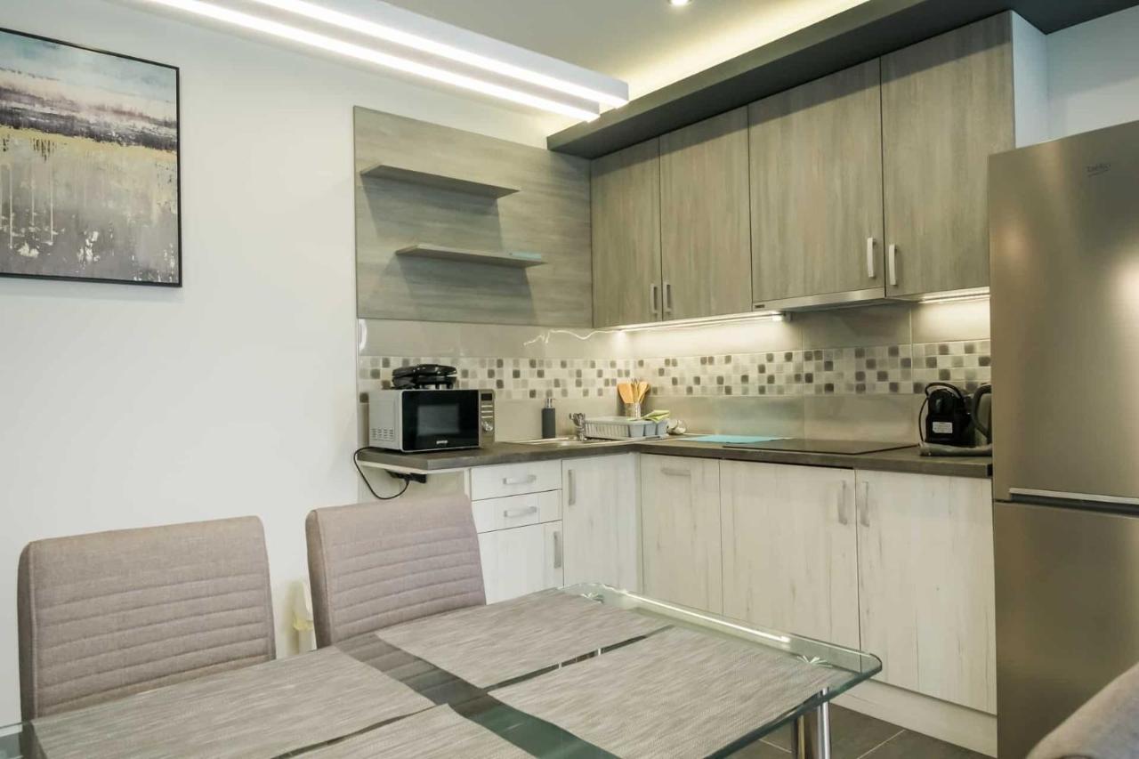 Devai-Lux Apartman Sarvar Exterior photo